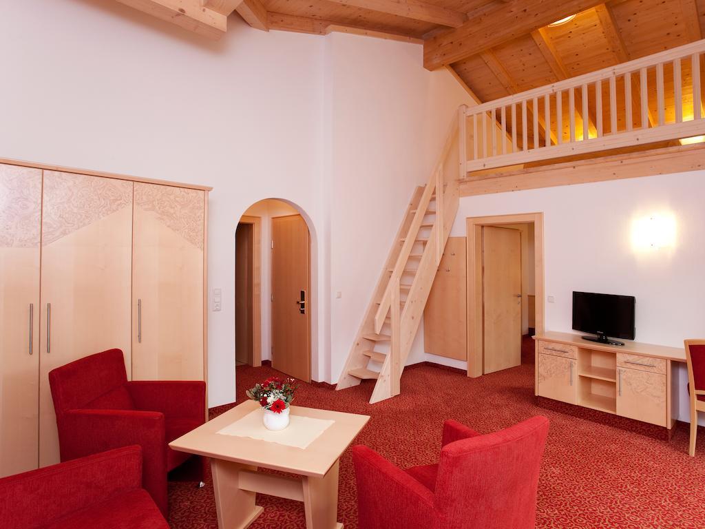 Erlebnishotel Kitzbuehler Horn Oberndorf in Tirol Luaran gambar