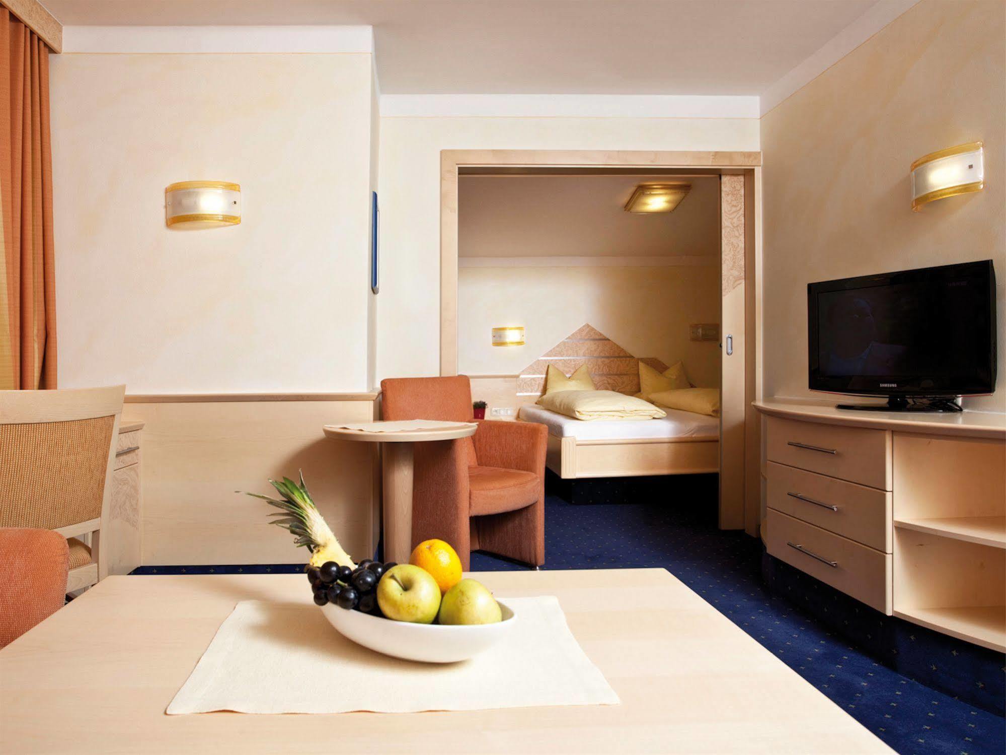 Erlebnishotel Kitzbuehler Horn Oberndorf in Tirol Luaran gambar